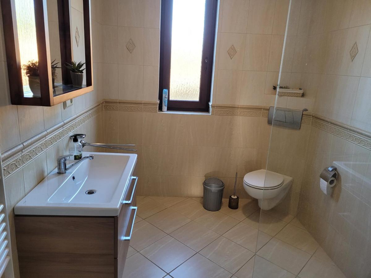 Villa Kaszubskie Zacisze 2 Dom Nad Jeziorem, Sauna, Balia Ogrodowa Lipusz